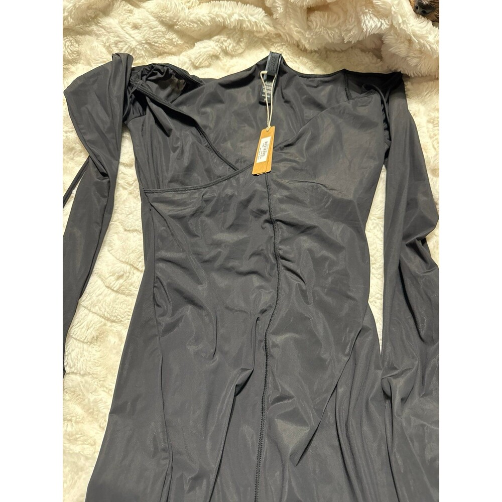 SKIMS Jelly Sheer Off The Shoulder Dress - Picture 5 of 5